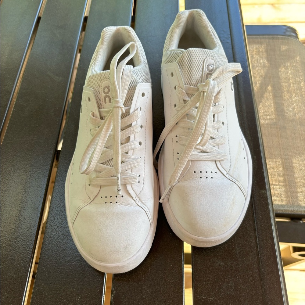 OC white leather